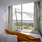 Foz - West Shore Retreat *