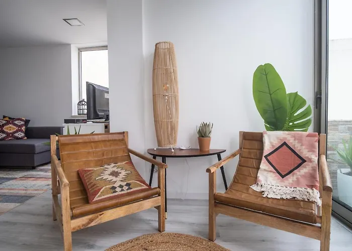 Foz - West Shore Retreat