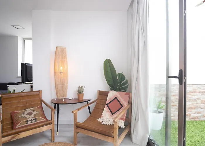 Foz - West Shore Retreat